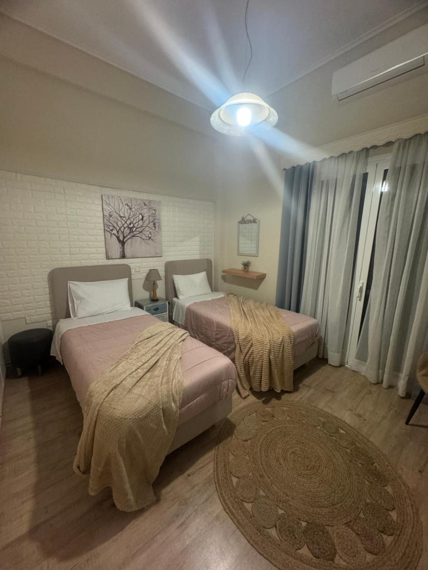 Luxury Seafront House Nearby Delphi Apartment Kirra Exterior foto